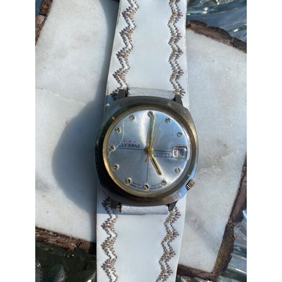 Lucerne Watch White Leather Strap Gold Tone Dial Vintage Date Display Manual - Picture 6 of 15